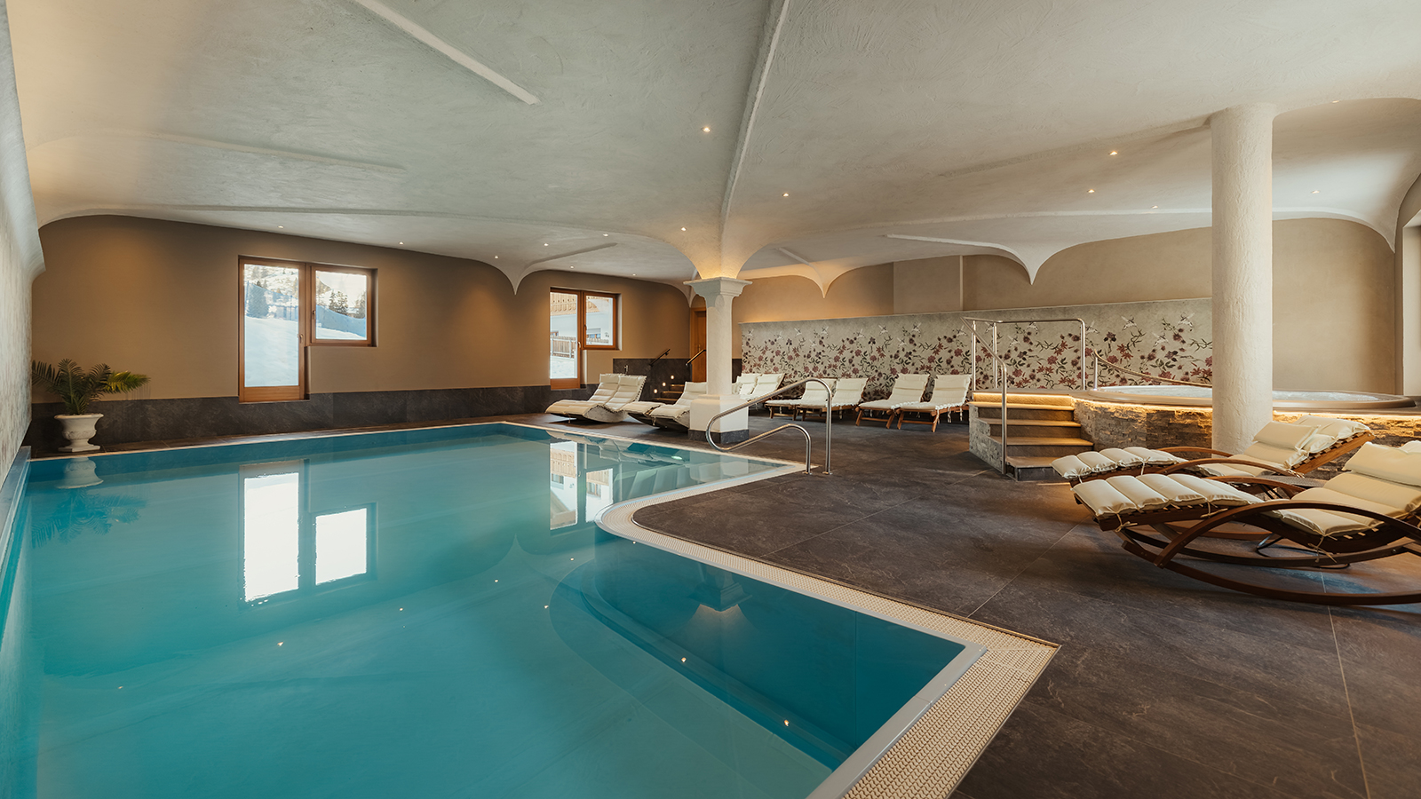 01 wellness piscina laguscei