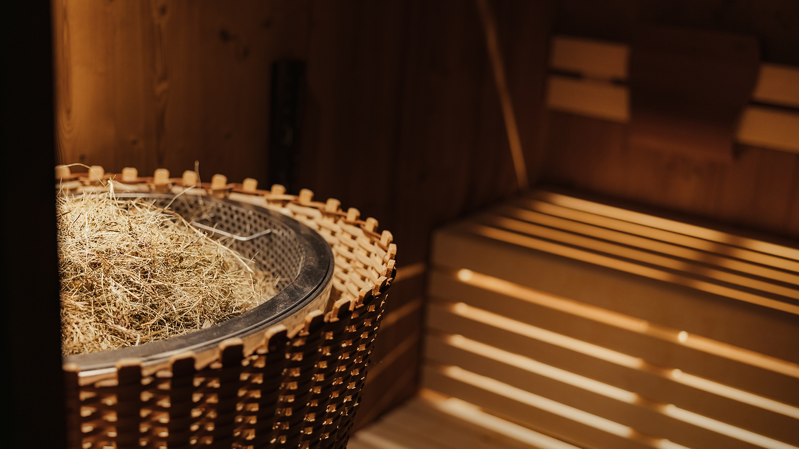 05 wellness piscina laguscei